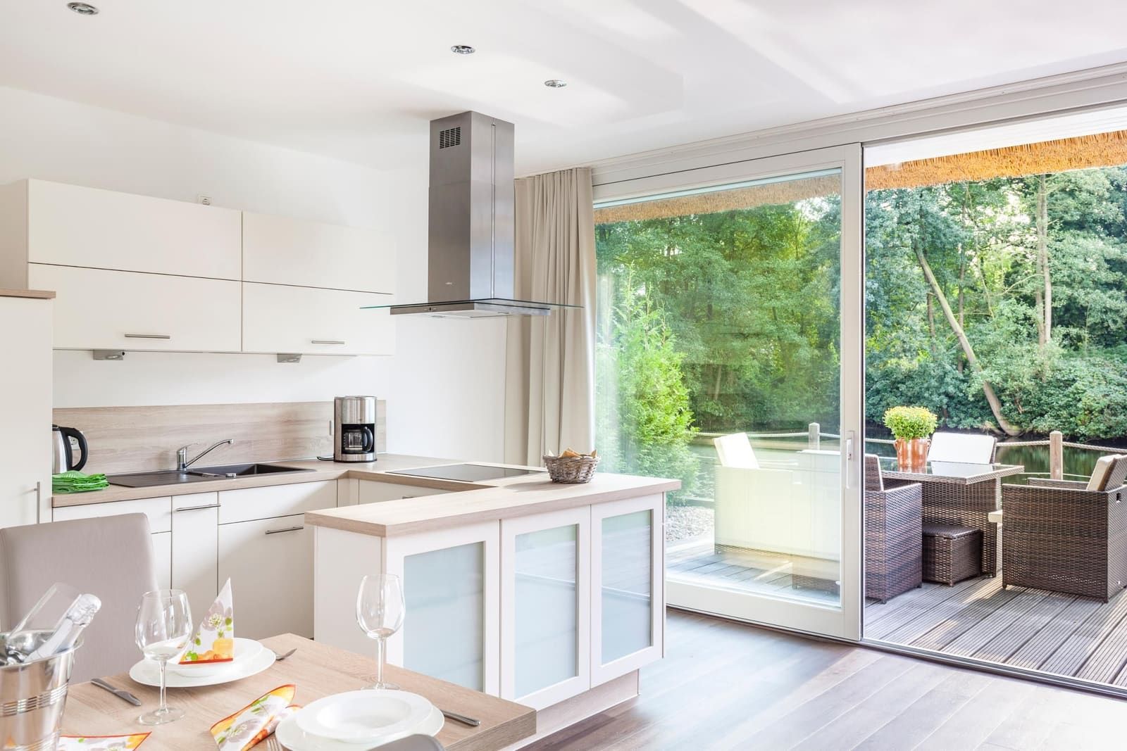Sonnenglut – Küche / Küchenzeile, Ferienwohnung in Bad Zwischenahn